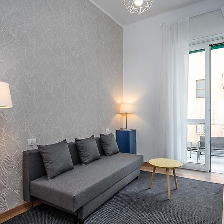 Classbnb - Ampio Appartamento A 1Km Da Citylife Milan Bagian luar foto